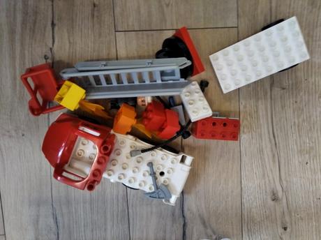 Lego duplo hasičské auto, 