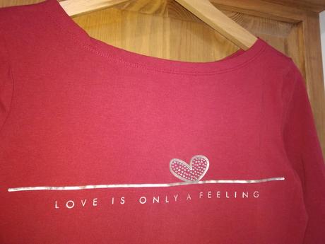 Nové tričko, m / s