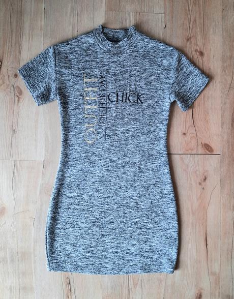 Nenosené úpletové šaty, 122