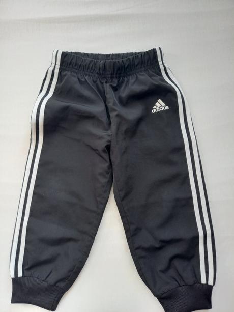 Šušťakové nohavice adidas, 92