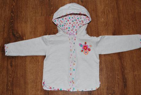 Nádherná kvietkovaná mikinka, cherokee,74