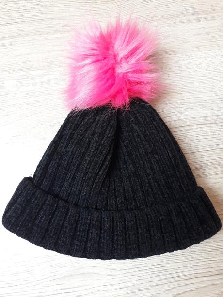 Dievčenská čiapka m, 134