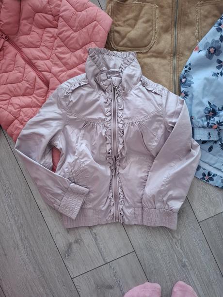 Nádherná bundička s volanikmi, 116