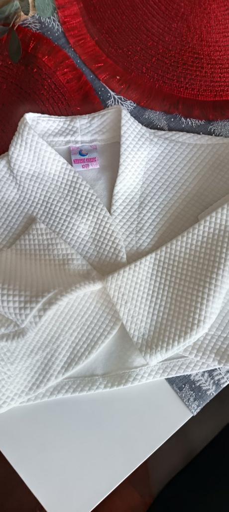 Slávnostné bolerko, 152