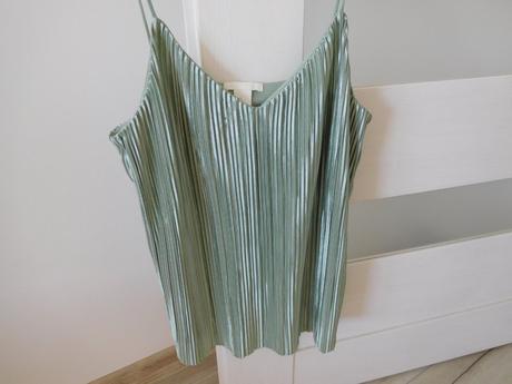 H&m  top zelenkavý pružný-s/m,, h&m,s