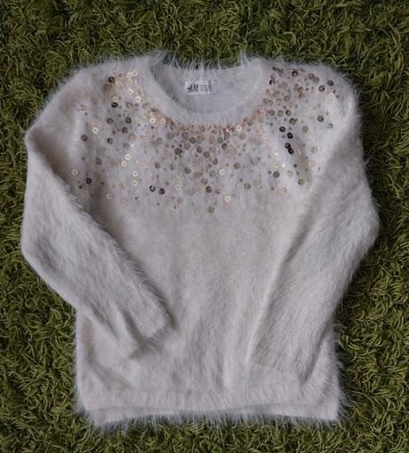 Biely chlpatý pulover so zlatými flitrami, h&m,116