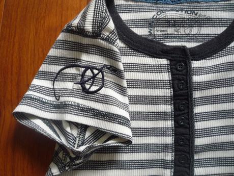 Pásikavé tričko, 152