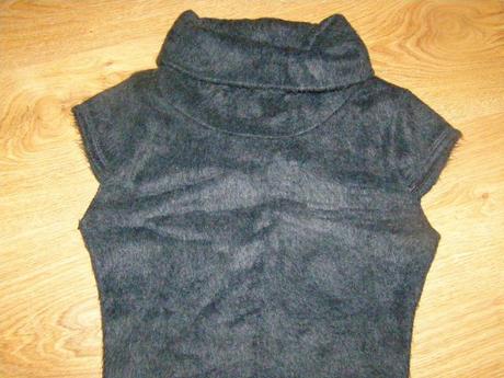 Super štýlova vesta alebo pulóvrik bez rukávov, amisu,s