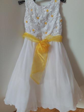 Dievčenské šaty na svadbu, 98