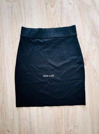 Štýlová a luxusná sukňa značky nosize, s