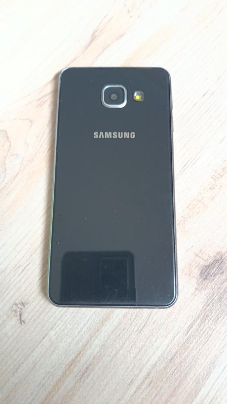 Maketa telefónu - samsung galaxy a3, samsung