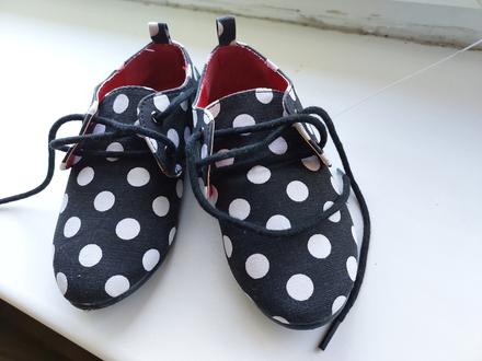 Dievčenské topánky, 25