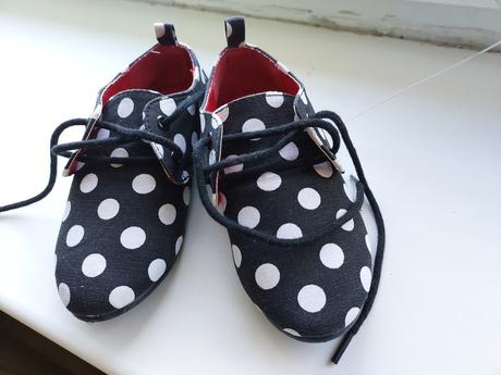 Dievčenské topánky, 25