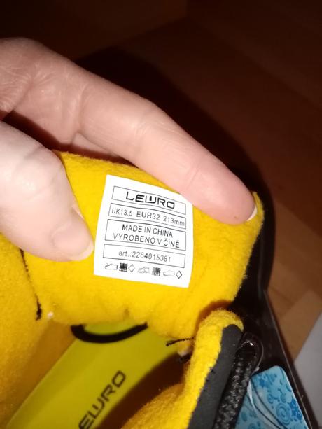 Topánky na zimu, 32