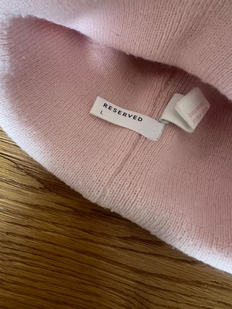 Ružová čiapočka, reserved,128