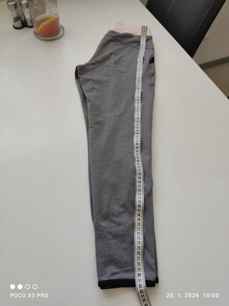 Funkčné tepláky, decathlon,140