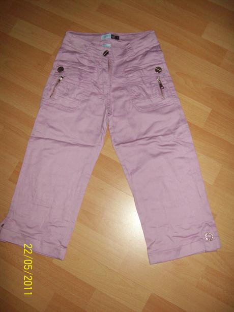 3/4 fialové nohavice, 140