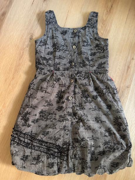 Štýlové šaty s krčivým efektom, coccodrillo,140