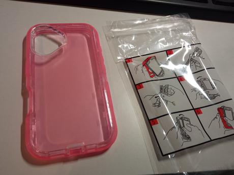 Predám zadný kryt na iphone 16, apple