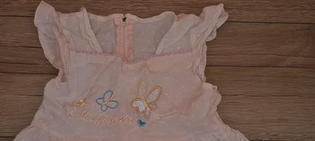 Marhuľkové šaty, 122