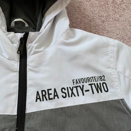 Prechodná bunda, chapter young,158