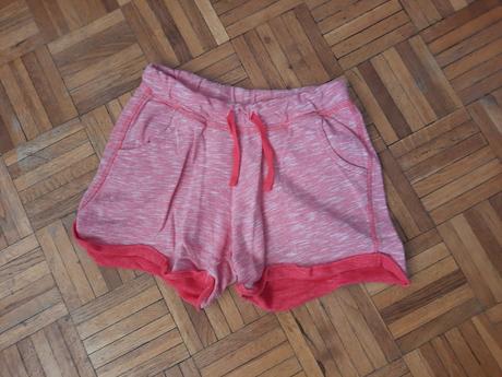 Dievčenské šortky, c&a,146