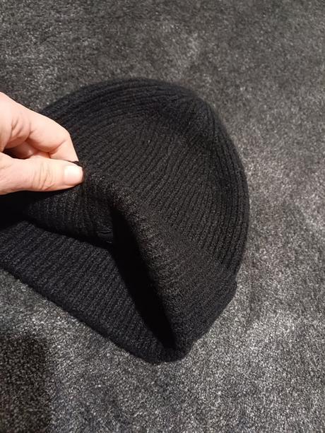 Cierna stylova ciapka v.uni, 