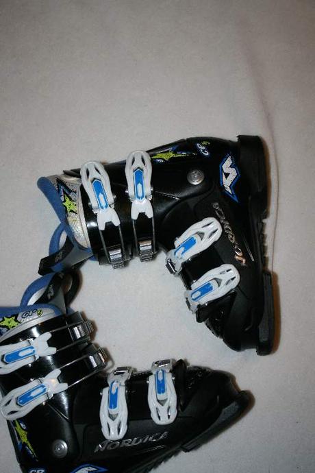Lyžiarky nordica velkost 30 , vnutorna dlžka 20 c, nordica,30