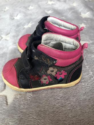 Topánky 21, protetika,21