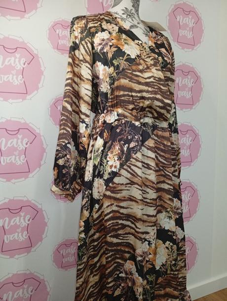 Krásne nové šaty, 40 / l