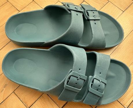 Eu41-unisex sandále s dvoma prackami za 5eur, 41