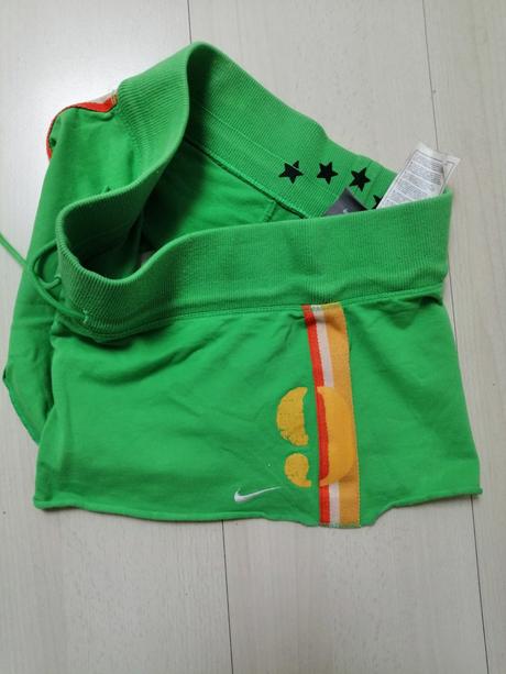 Kratase dámske zelené nike vel. 38-40, nike,38