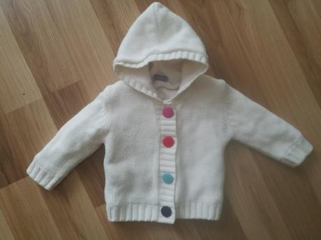 Teplucky svetrik veľkosť 6-12 mesiacov, lupilu,68