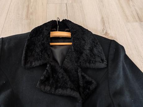Čierny kabát vlna, slovenská výroba, 40