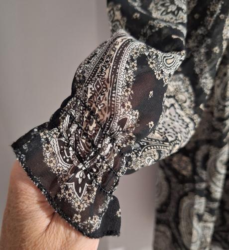 Nenosené šaty, takko,38