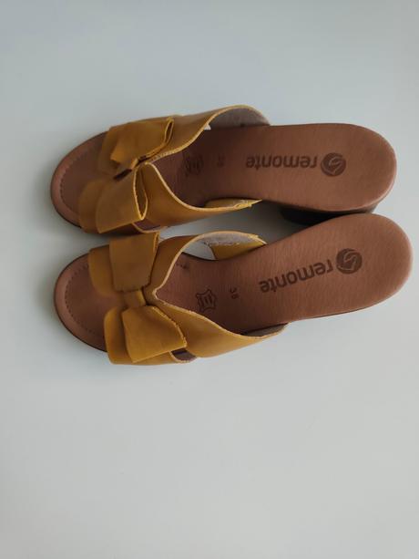 Dámske šľapky na podpätku, 38