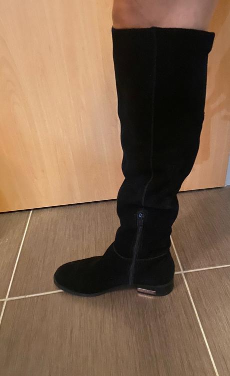 Vysoké čižmy guess, guess,40