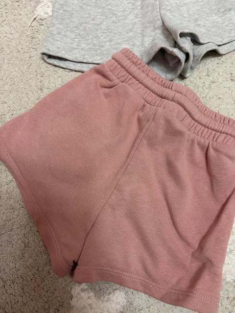 Teplakove kraťasy h&m 104, h&m,104
