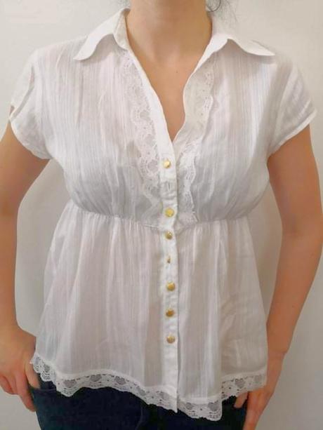 Bavlnená blúzka s čipkovanými detailami, m