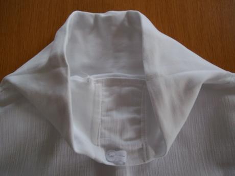 Biela sukňa, aj na bežné, aj príležitostné nosenie, s