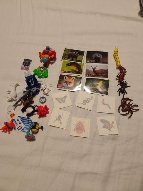 Sada plastových hračiek, 