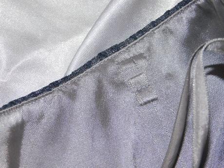 Luxusne slavnostne saty, 44