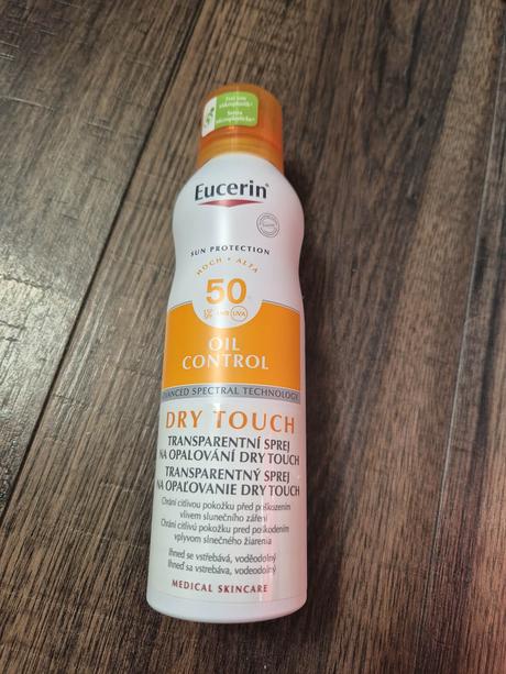 Eucerin opalovaci spf 50 sprej, 