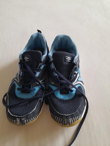 Tenisky, umbro,38
