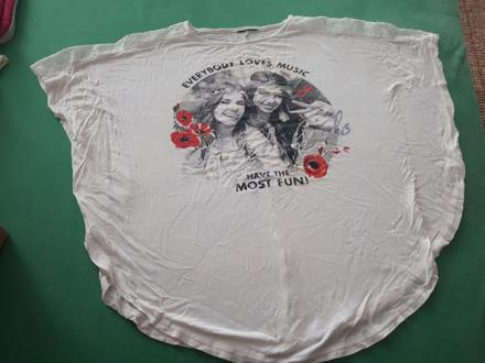 Tricko everybody loves music, s