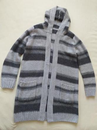 Pletený dlhý sveter/kardigán m/l sivý pásikavý, takko,m
