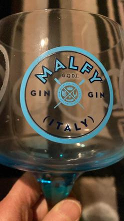 Značkové poháre malfy gin 2 kusy, 