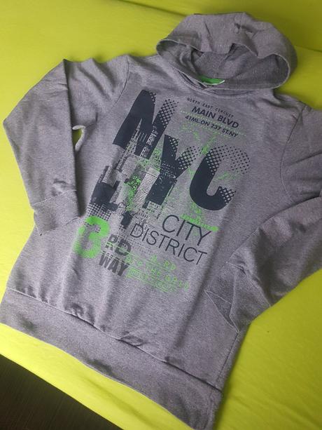 Mikina s kapucňou, 164