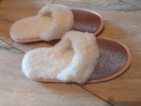 Teplé trblietavé papuče, 36