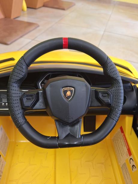 Elektrické autíčko lamborghini aventador,